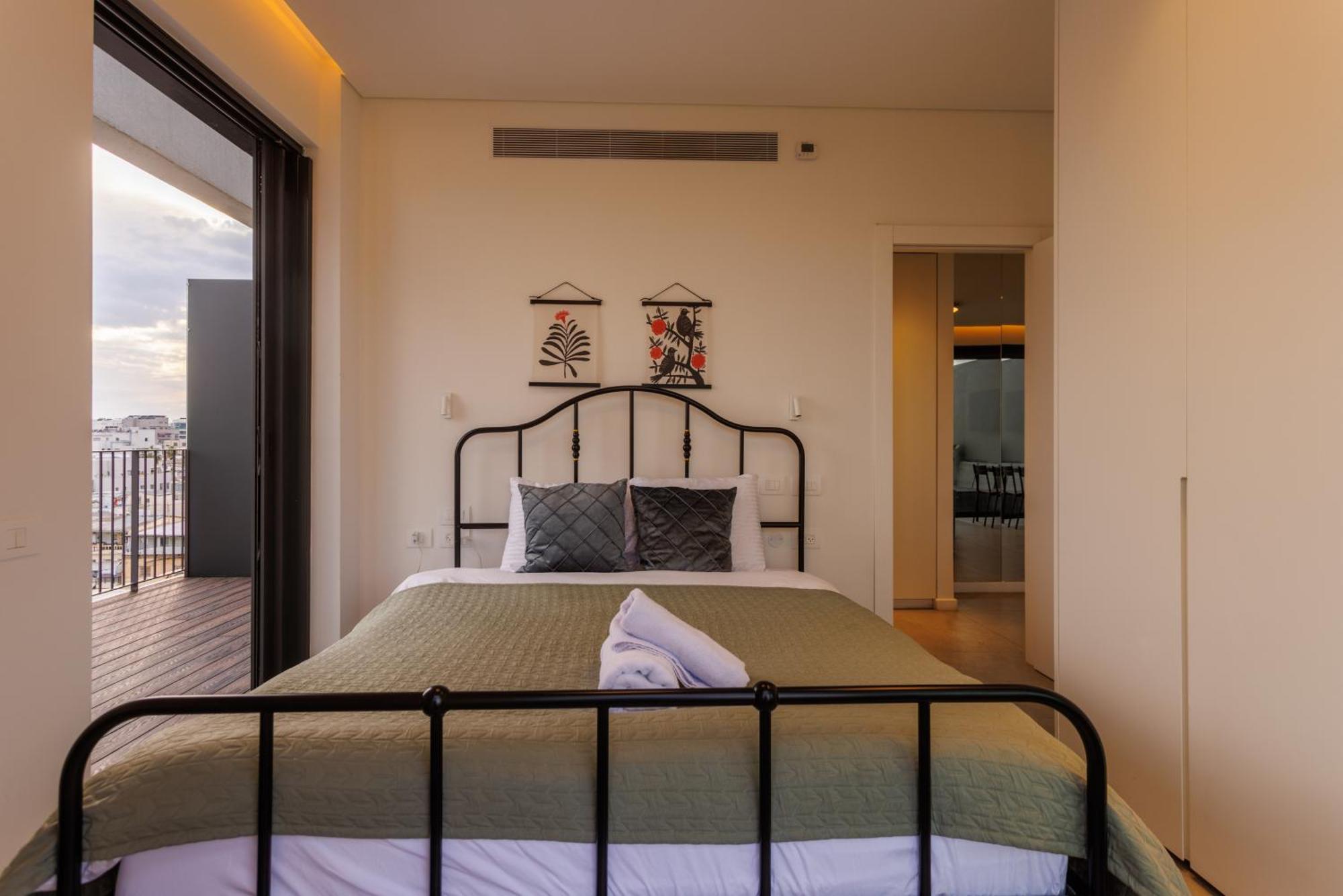 Herzl Luxury Hotel By Nimizz Tel Aviv Exterior foto